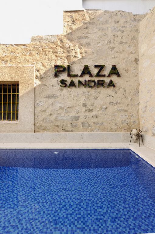 Plaza Sandra Trujillo Εξωτερικό φωτογραφία